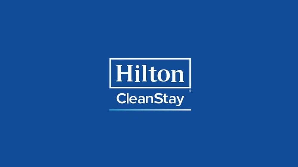 Hampton Inn By Hilton Garden City Long Island Exteriör bild