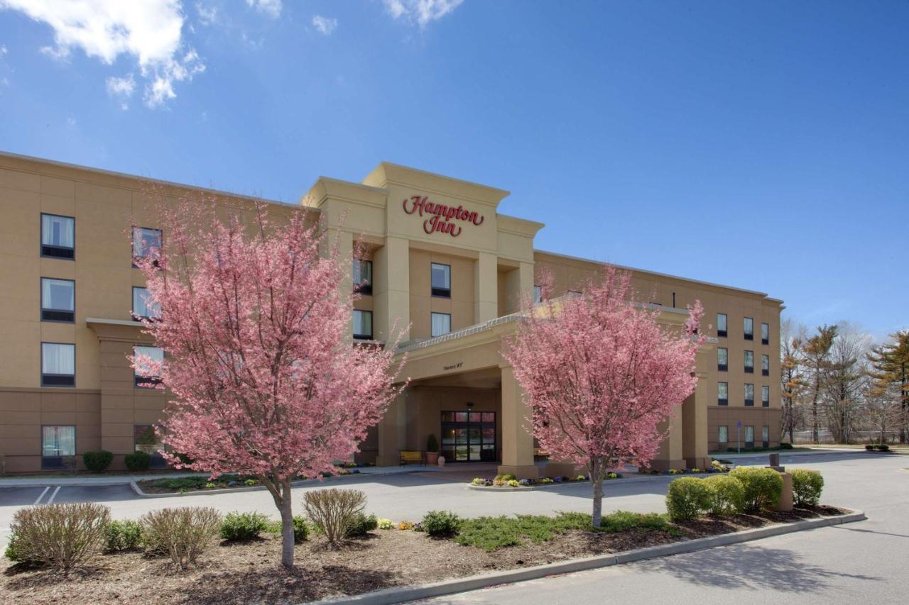 Hampton Inn By Hilton Garden City Long Island Exteriör bild