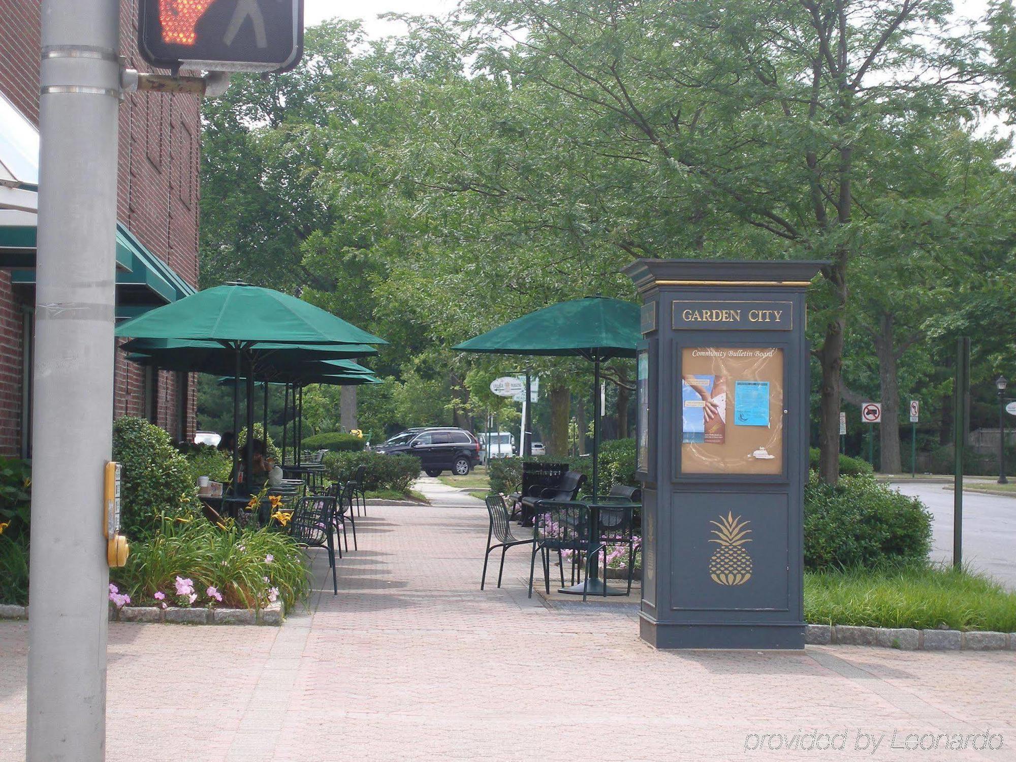 Hampton Inn By Hilton Garden City Long Island Restaurang bild